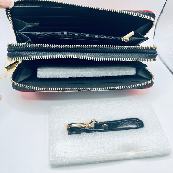 Michelle Obama and African American Legends Red Wrap Wallet/Wristlet NWT - Picture 7 of 7